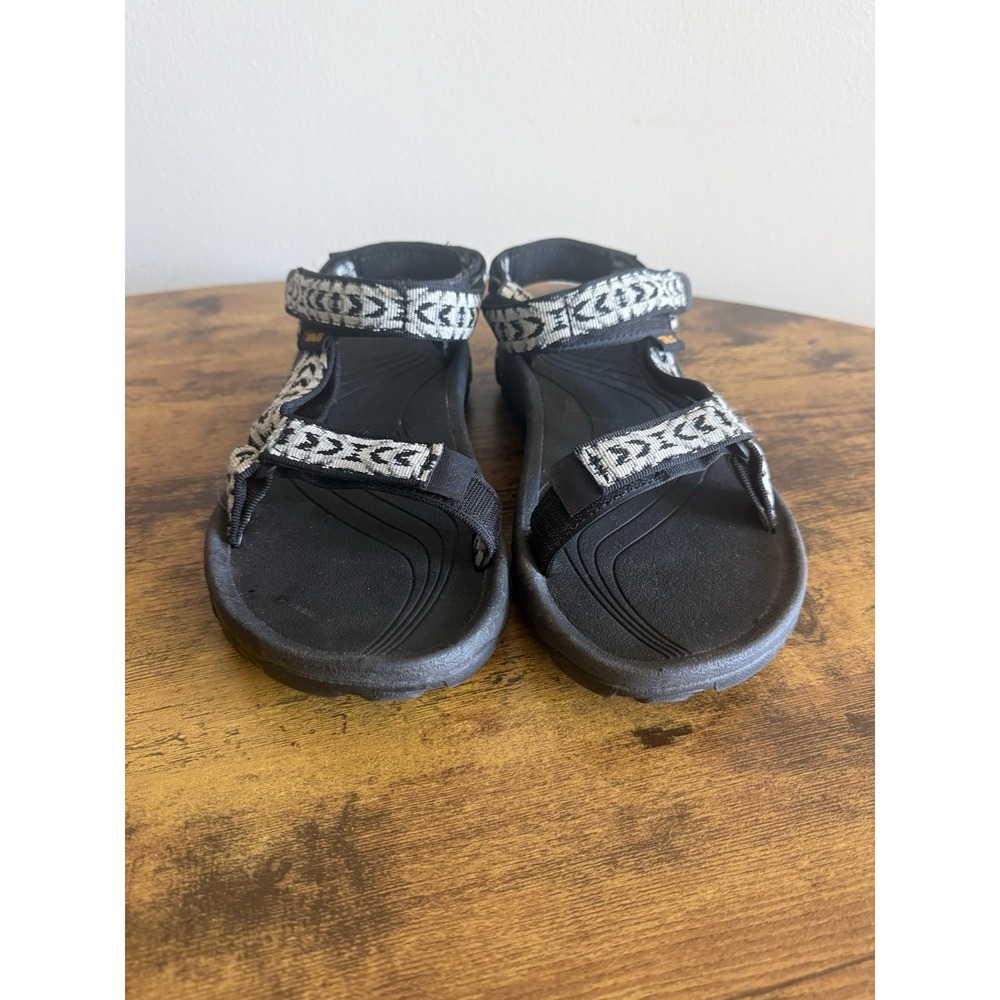 Teva Hurricane 4 sport sandals Women's 8